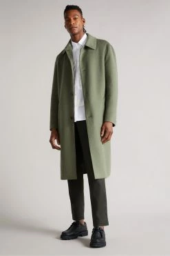 Ted Baker Strafod White Long Sleeve Large Flower Placement Print Shirt -Tedbaker Sales 2024 unnamed file 1473