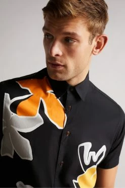 Ted Baker Olympik Black Floral Placement Print Short Sleeve Shirt -Tedbaker Sales 2024 unnamed file 1569