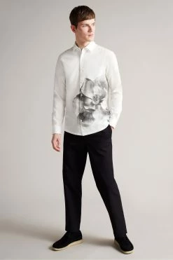 Ted Baker Durlo White Long Sleeved Photographic Floral Printed Shirt -Tedbaker Sales 2024 unnamed file 1868