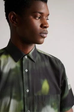 Ted Baker Campbl Black Short Sleeve Photographic Floral Print Shirt -Tedbaker Sales 2024 unnamed file 1907