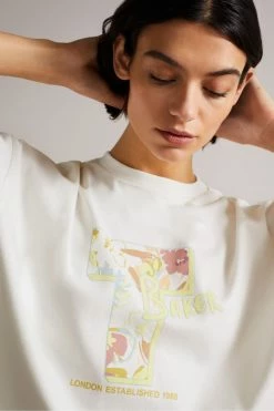 Ted Baker White Medeia Cropped Tee -Tedbaker Sales 2024 unnamed file 1981