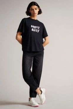 Ted Baker Black Emelita Oopsy Daisy Tee -Tedbaker Sales 2024 unnamed file 2125