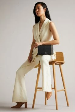 Ted Baker Black Jorjey Flower Eyelet Cross Body Bag -Tedbaker Sales 2024 unnamed file 25