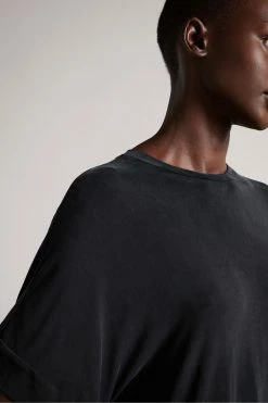 Ted Baker Black Cupro T-Shirt -Tedbaker Sales 2024 unnamed file 2505