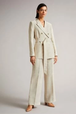 Ted Baker Darlon Ivory Relaxed Oversized Peak Lapel Blazer -Tedbaker Sales 2024 unnamed file 2600