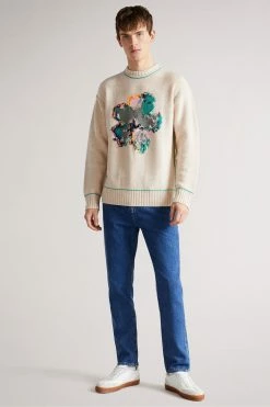 Ted Baker Natural Saltair Flower Graphic Crew Neck Jumper -Tedbaker Sales 2024 unnamed file 2892