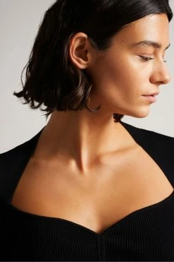 Ted Baker Helenh Black Sweetheart Neckline Knitted Top -Tedbaker Sales 2024 unnamed file 2987