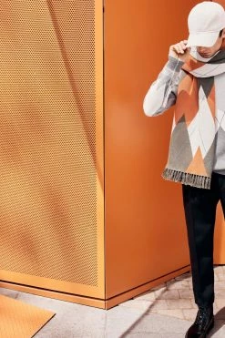 Ted Baker Grey Avebury Diamond Crew Neck Sweater -Tedbaker Sales 2024 unnamed file 3054