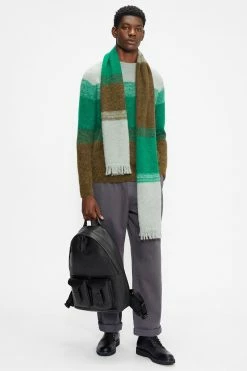 Ted Baker Green Rydal Ls Ombre Crew Neck -Tedbaker Sales 2024 unnamed file 3144