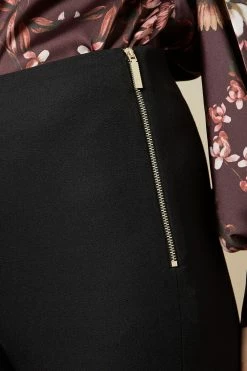 Ted Baker Cemelia Skinny Ankle Grazer Trousers -Tedbaker Sales 2024 unnamed file 3298