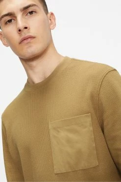 Ted Baker Brown Zaplan Textured Crew Neck Sweat Top -Tedbaker Sales 2024 unnamed file 3958