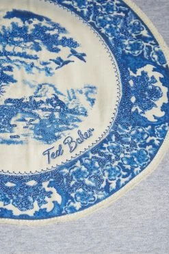 Ted Baker Elbe Grey-Marl Relaxed Fit Graphic Sweatshirt -Tedbaker Sales 2024 unnamed file 3964