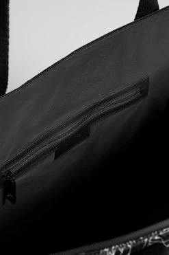 Ted Baker Medith Black Scribble Printed Nylon Tote Bag -Tedbaker Sales 2024 unnamed file 414