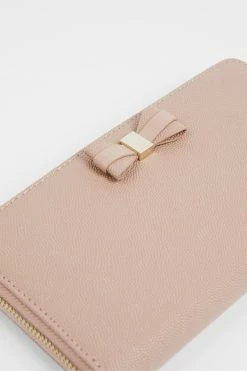 Ted Baker Pink Aubriee Bow Zip Around Matinee Purse -Tedbaker Sales 2024 unnamed file 4432
