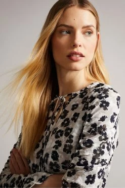 Ted Baker Taurius Mid Grey Ruched Detail Top With Keyhole -Tedbaker Sales 2024 unnamed file 4533