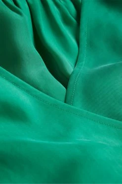 Ted Baker Green Tavia Mid Smock Shoulder Wrap Top -Tedbaker Sales 2024 unnamed file 4551