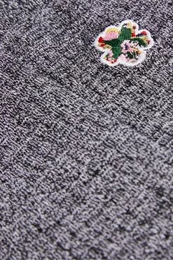 Ted Baker Boelow Grey Flower Embroidery Socks -Tedbaker Sales 2024 unnamed file 5090