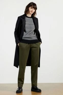 Ted Baker Green Vveria Relaxed Side Trim Joggers -Tedbaker Sales 2024 unnamed file 5311