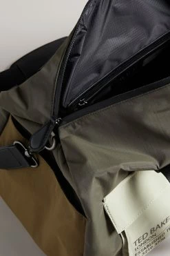 Ted Baker Fedwick Khaki Colour Block Holdall -Tedbaker Sales 2024 unnamed file 540