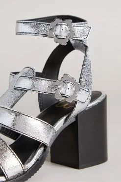 Ted Baker Silver Taylay Strappy Block Heeled Crinkled Leather Sandals -Tedbaker Sales 2024 unnamed file 5418