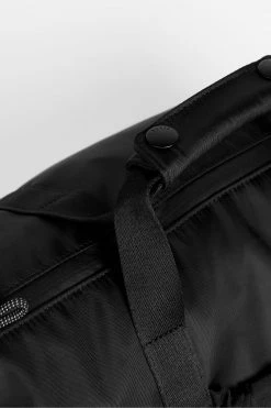 Ted Baker Nevvis Black Satin Nylon Holdall -Tedbaker Sales 2024 unnamed file 549