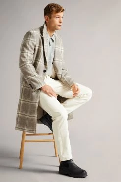 Ted Baker Nulerk Cream Straight Leg Denim Jeans -Tedbaker Sales 2024 unnamed file 5569