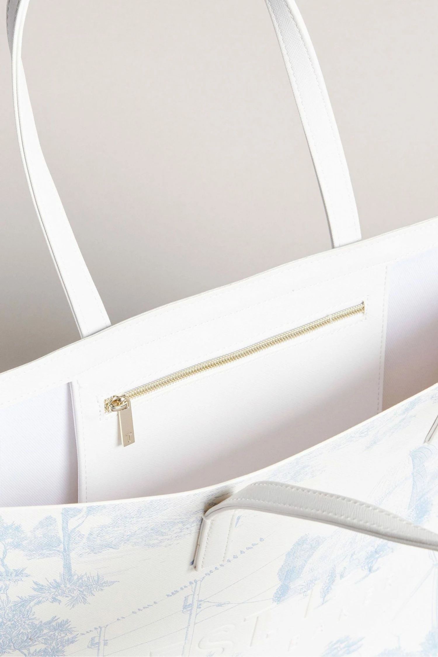 Ted Baker White Kalcon New Romantic East West Icon Bag 4 Ted Baker White Kalcon New Romantic East West Icon Bag - Image 2