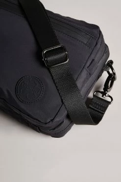 Ted Baker Lonet Black Foldaway Holdall Bag -Tedbaker Sales 2024 unnamed file 692