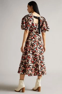 Ted Baker Pink Printed Floral Seersucker Midi Dress -Tedbaker Sales 2024 unnamed file 945